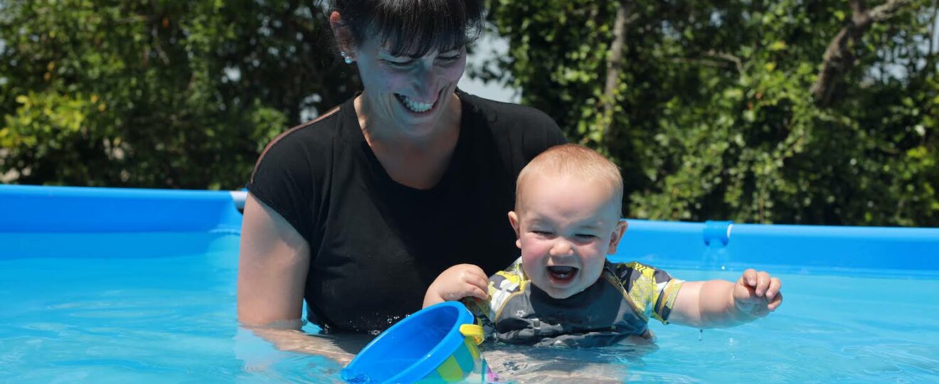 Quelle est la température de l'eau idéale pour vos baignades avec bébé ?